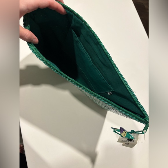 Handmade Vintage 80s Woven Clutch | Green | Eaton - Picture 3 of 4